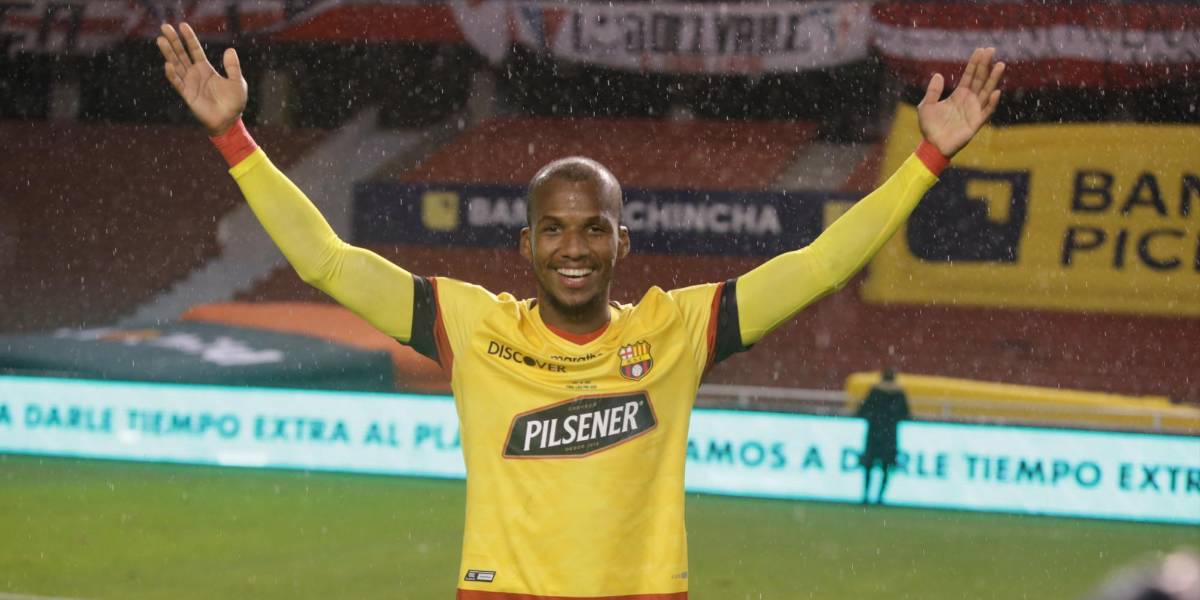 Barcelona SC canceló una deuda con Darío Aimar del 2022