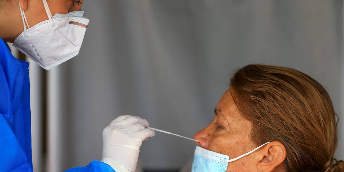 Covid-19: Ecuador registró incremento de casos en las últimas cinco semanas