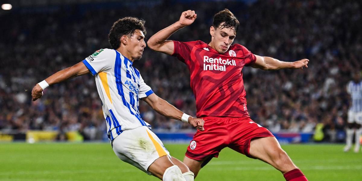 Jeremy Sarmiento anotó un gol y Pervis Estupiñán volvió a jugar con el Brighton