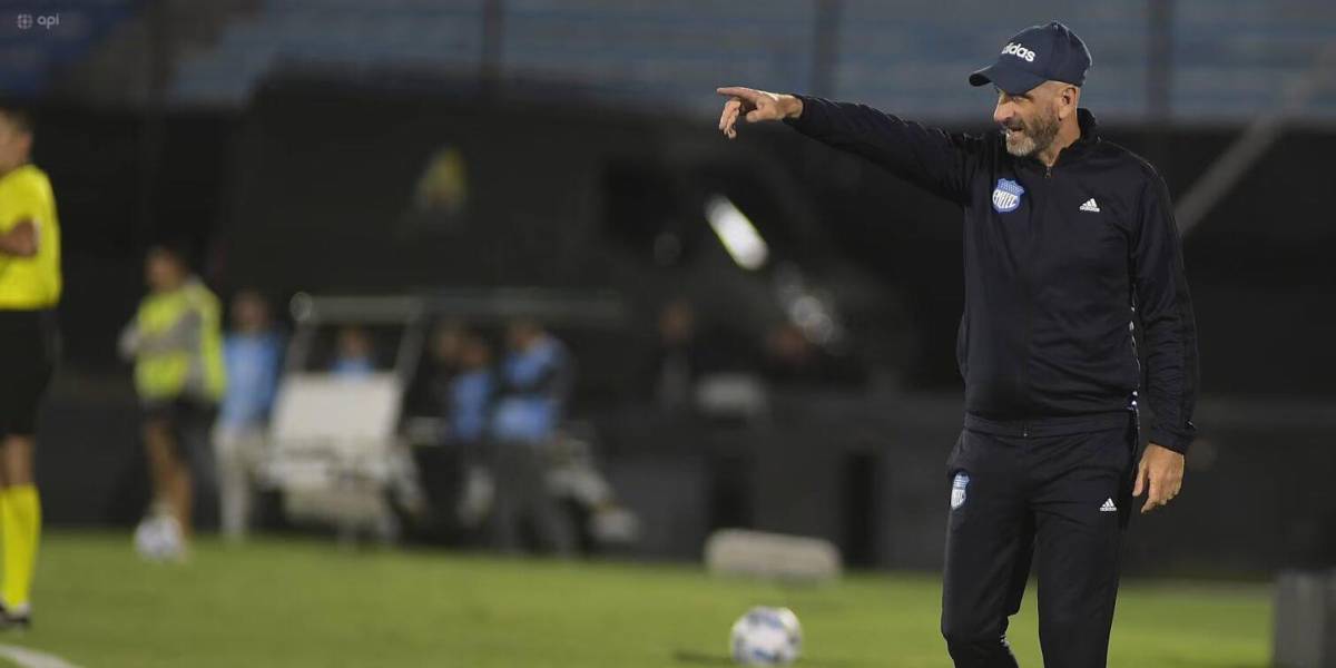 Liga Pro: ¿Quién es Miguel Rondelli, el entrenador cuestionado por la hinchada de Emelec?