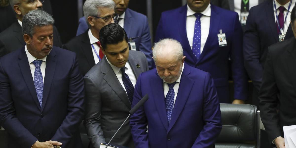 Lula jura como nuevo presidente de Brasil