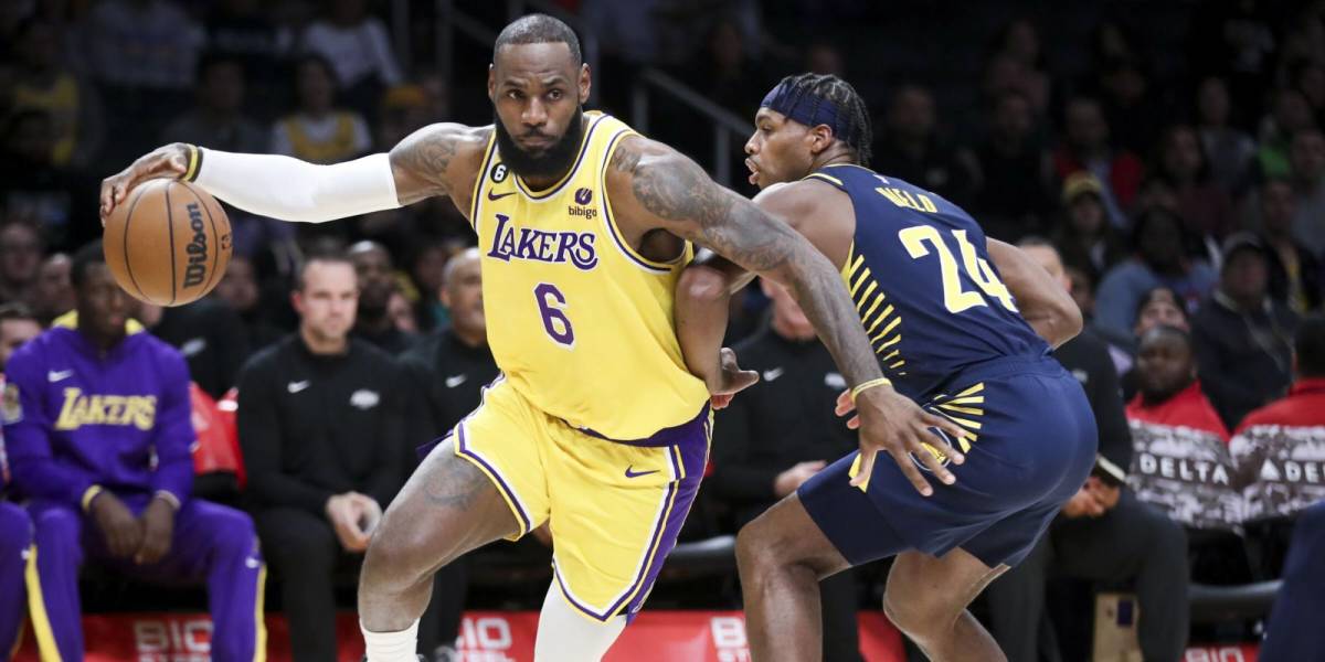 Los Lakers despiertan a tiempo en Indiana y LeBron está a 63 puntos del récord