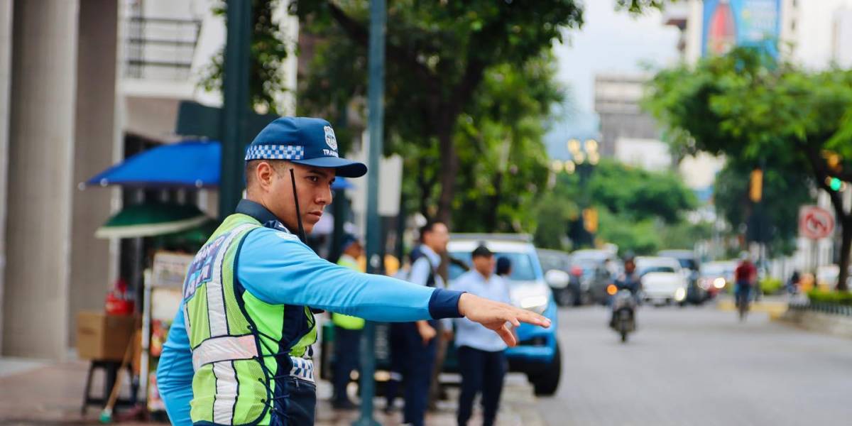 ATM realiza campaña de prevención y seguridad vial en Guayaquil