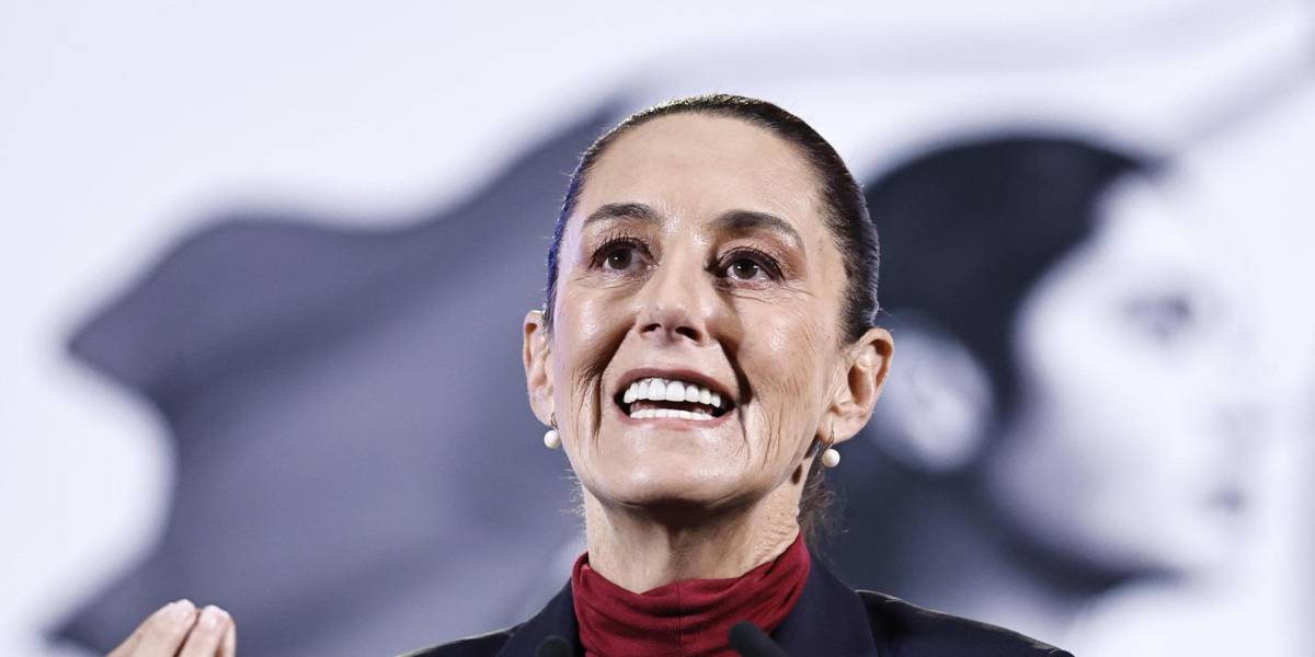 La presidenta de México, Claudia Sheinbaum participa durante su conferencia de prensa matutina este lunes en el Palacio Nacional de Ciudad de México (México). EFE/Sáshenka Gutiérrez