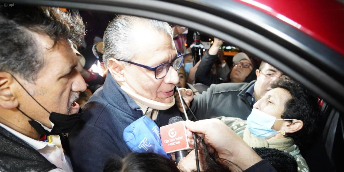 Exvicepresidente Jorge Glas sale de prisión