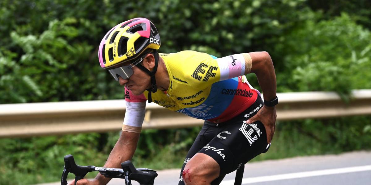 Richard Carapaz abandona el Tour de Francia por una fractura en la rótula izquierda