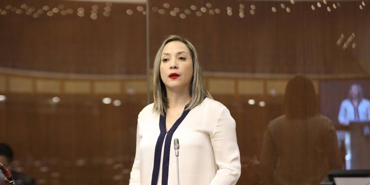 Un audio del caso Ligados provoca confrontación legal entre compañeras de la bancada del correísmo