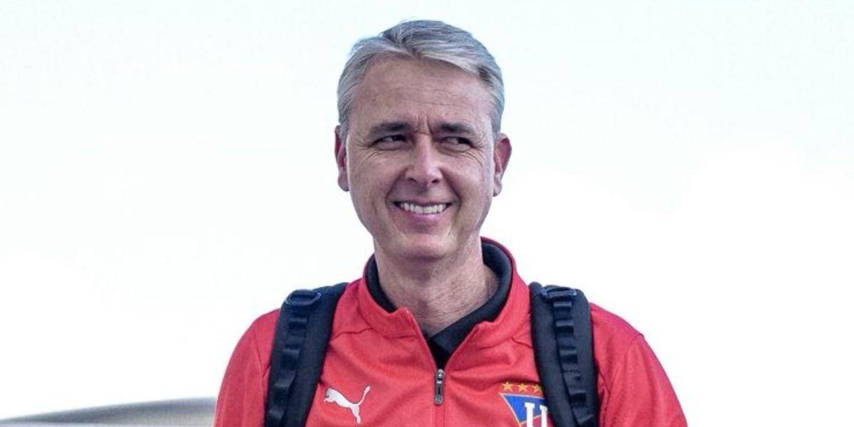 Tiago Nunes: Sufrimos un golpe anímico... ahora nos quedan dos torneos y estamos enfocados