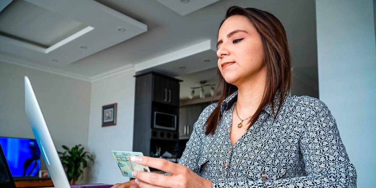 El CNE habilita servicio de consulta de pagos a miembros de mesa electoral