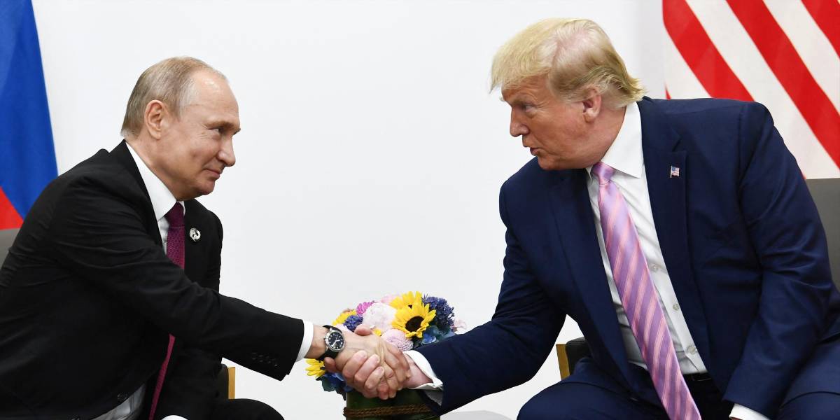 Rusia confirma que Trump y Putin hablarán por teléfono el martes