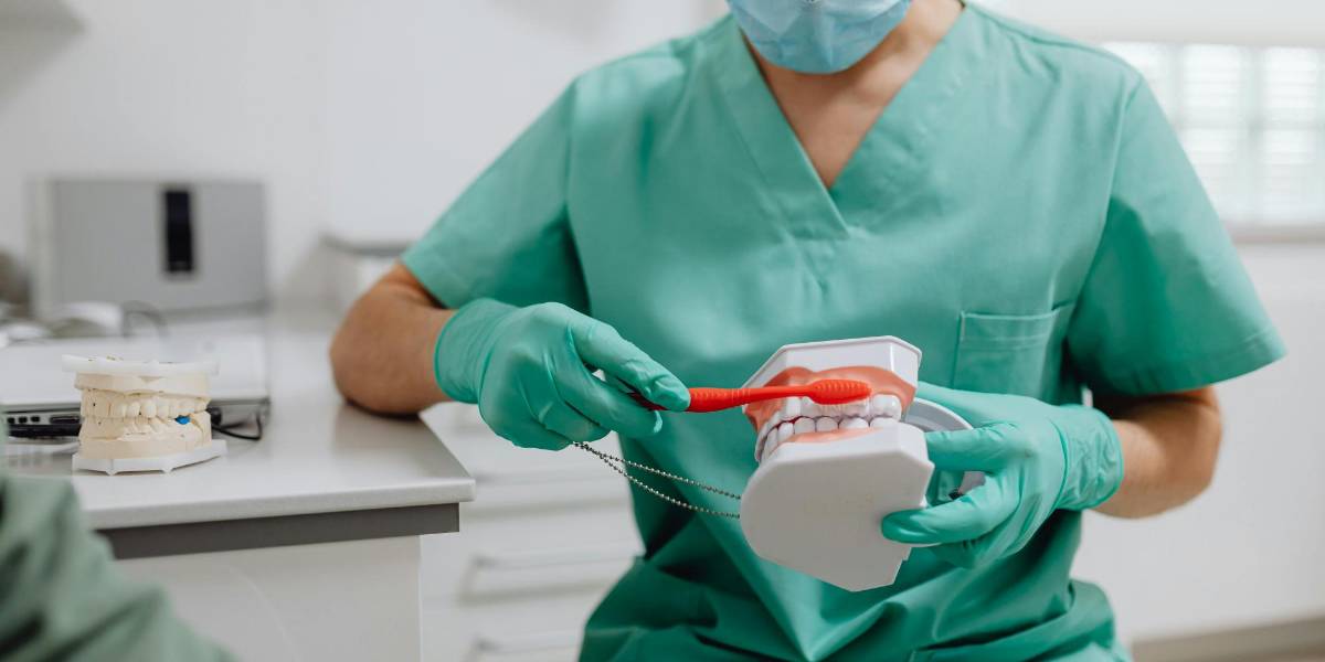 Brasil, Chile y Panamá emiten alertas por efectos adversos derivados del fluoruro de estaño en la pasta dental