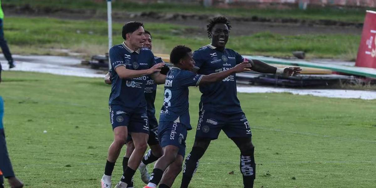 Cuenca Juniors, rival de Barcelona SC en la Copa Ecuador, quedó campeón del torneo provincial de Azuay