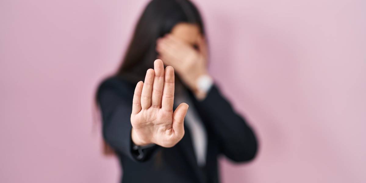 ¿Dónde se pone una orden de alejamiento en Ecuador y cómo funciona?