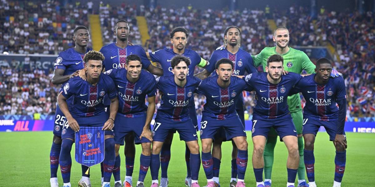 El PSG de Pacho iniciará este domingo la defensa de sus títulos en Francia