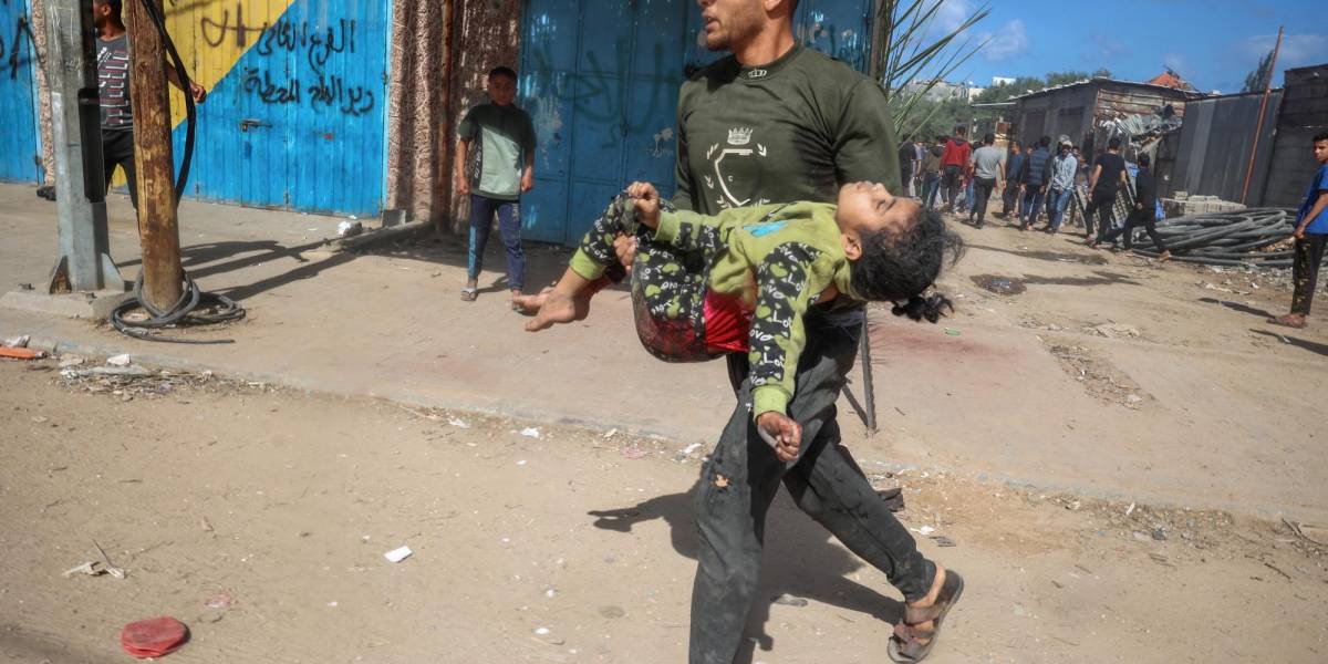 Al menos 970 muertos en 48 horas en bombardeos israelíes en Gaza, según nuevo balance de autoridades sanitarias