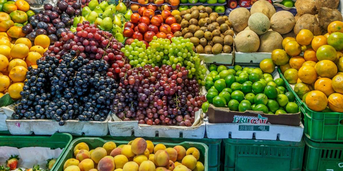 La canasta básica aumentó 84 dólares en siete años sin alza del IVA: ¿por qué?