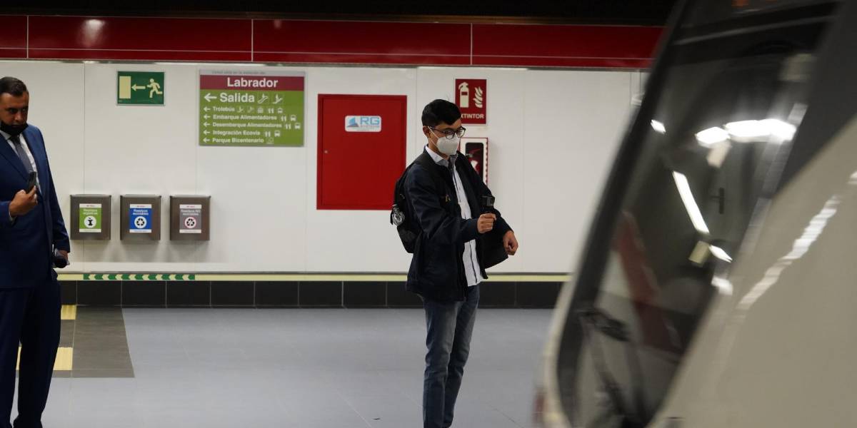 Metro de Quito | Las 15 estaciones ya cuentan con servicio gratuito de wifi