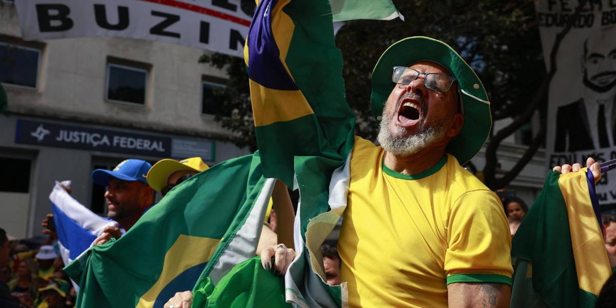 Brasil se moviliza por Bolsonaro: marchas, críticas a Lula y pedido de amnistía con elogios a Trump