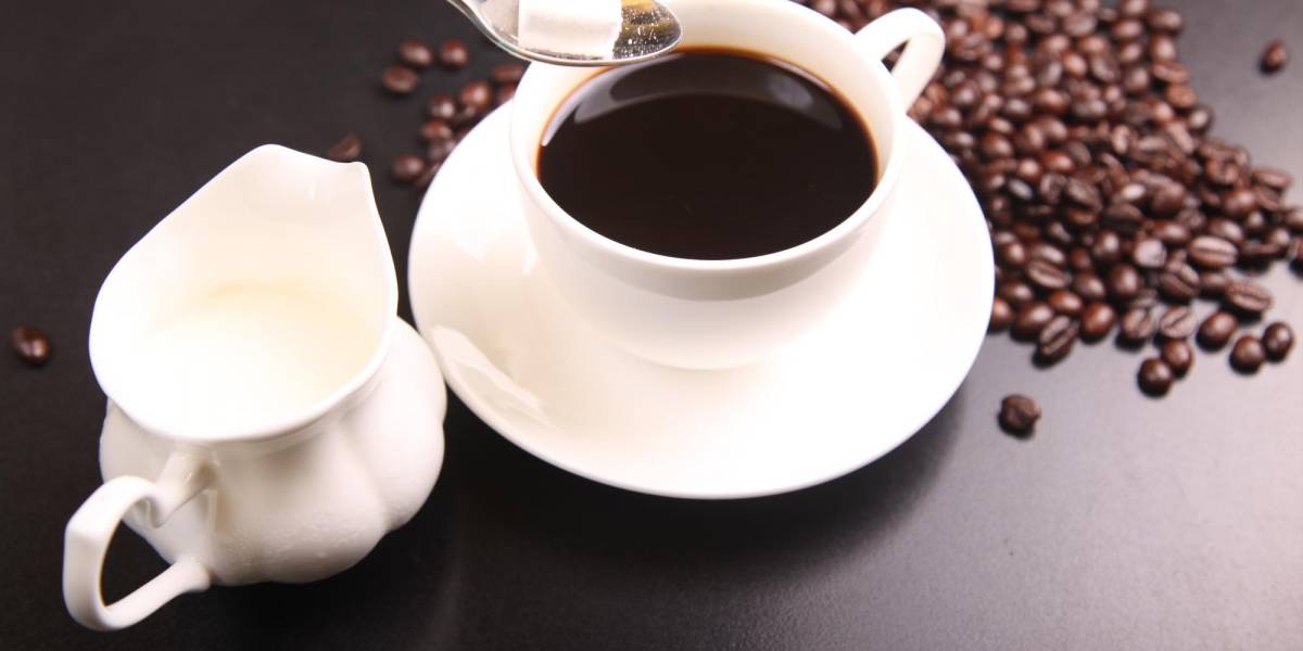 La cafeína en alto consumo causa intoxicación