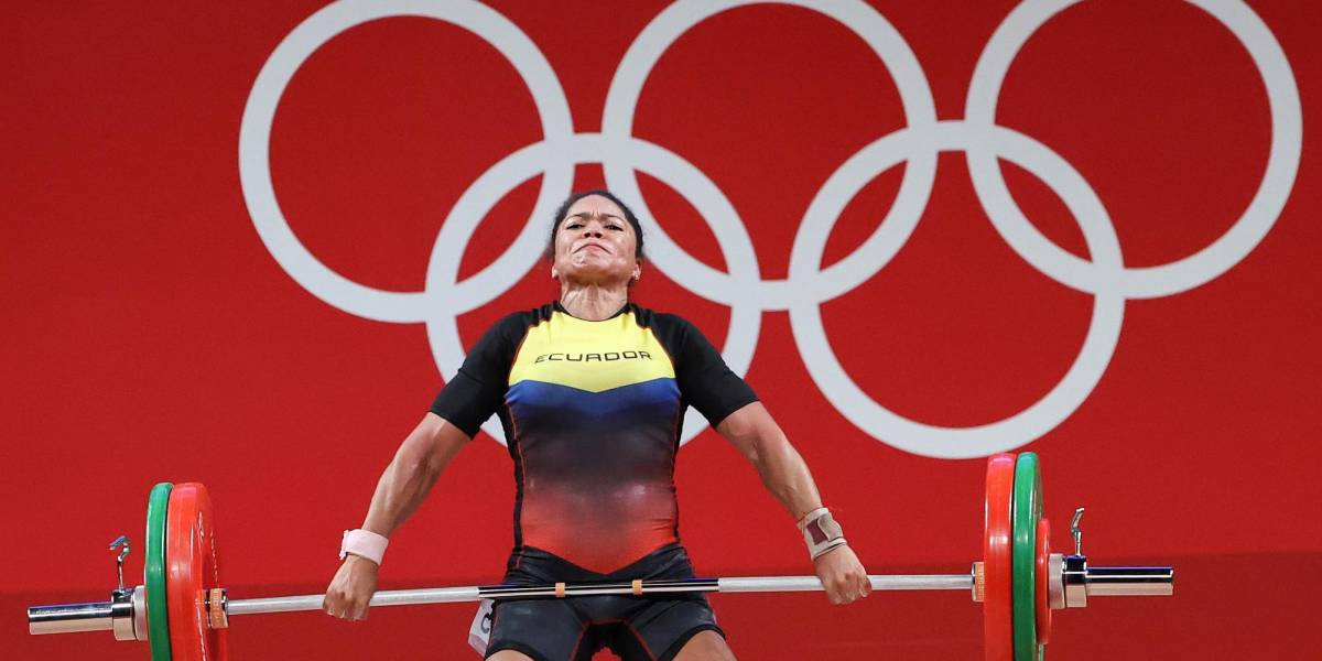 Alexandra Escobar no pudo en la prueba de halterofilia y se despidió de Tokyo 2020