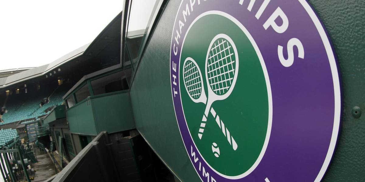 Tenistas rusos y bielorrusos no podrán competir en Wimbledon