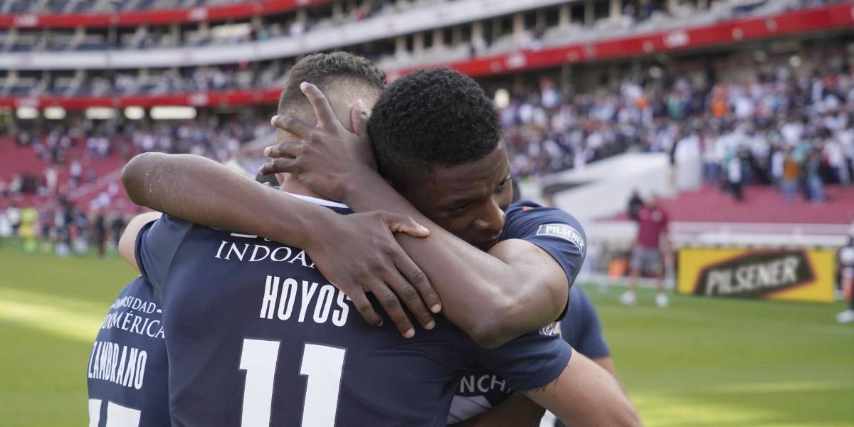 LDUQ con esta victoria ante el Mushuc Runa iguala en puntos a Barcelona