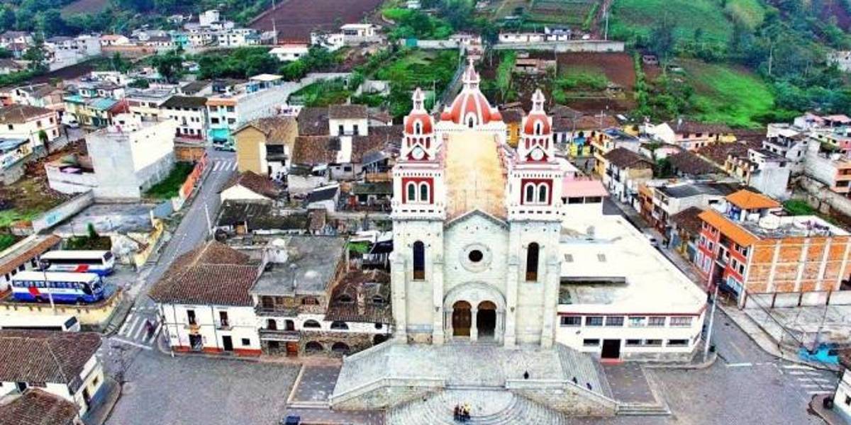 El cadáver carbonizado de un hombre fue hallado en San José de Minas, en Quito
