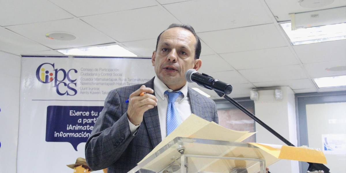 Un informe jurídico recomienda al Cpccs designar a Ricardo Morales como Defensor Público