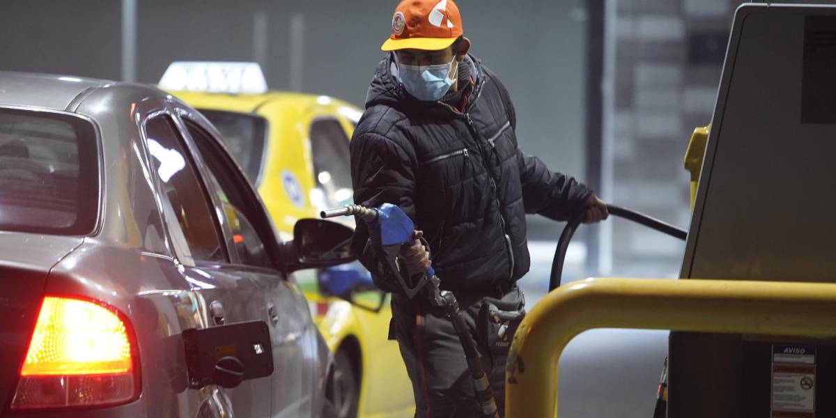 Estos son los precios de la gasolina súper y ecoplus a partir del 12 de mayo de 2023