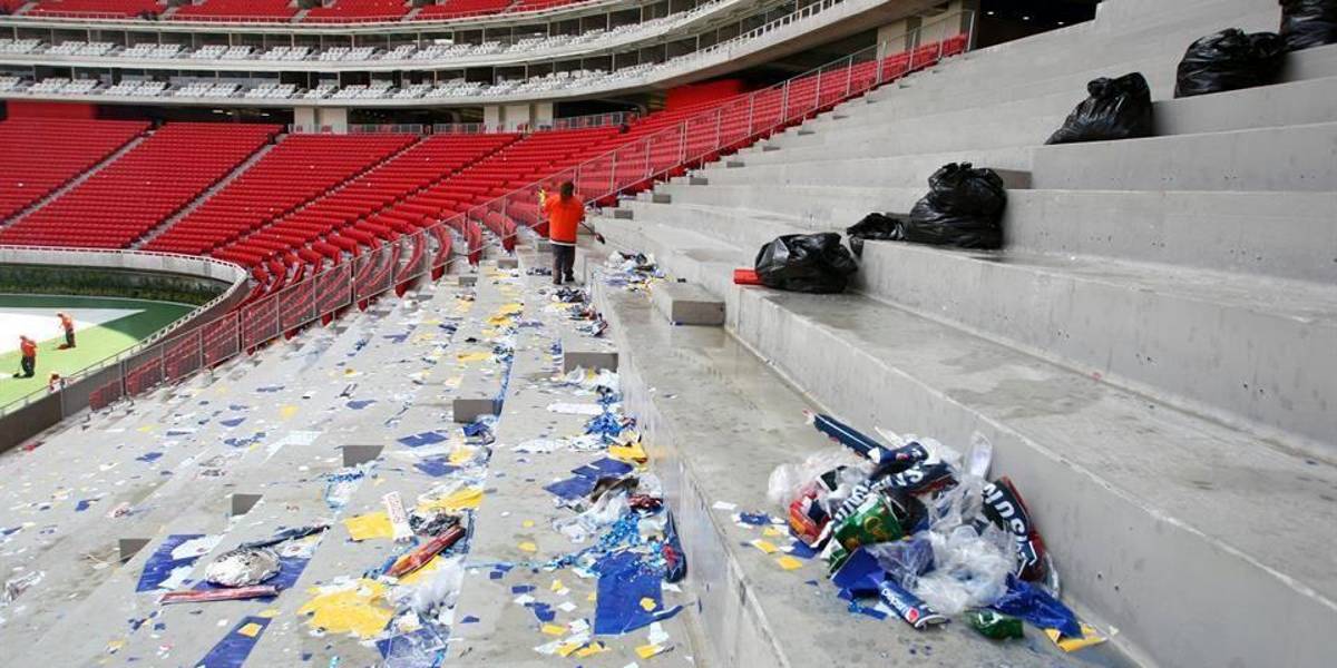 La organización WWF lanza iniciativa para combatir la contaminación plástica en los estadios de fútbol