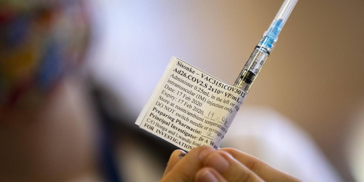 Confirman arribo de 6 millones de vacunas de una sola dosis de CanSino a Ecuador