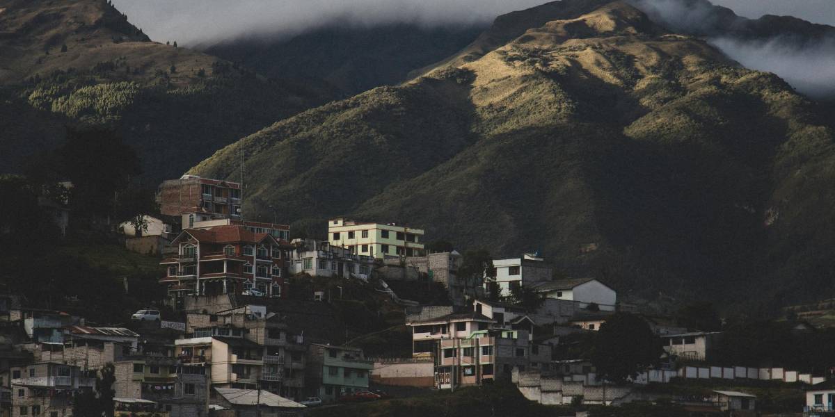 Clima en Ecuador: Lluvias en la Sierra y cielos parcialmente nublados en la Costa, según INAMHI