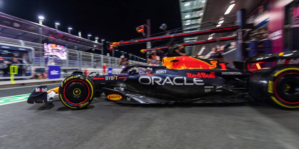 Fórmula 1: Max Verstappen domina los libres en Yeda, con un Fernando Alonso sólido