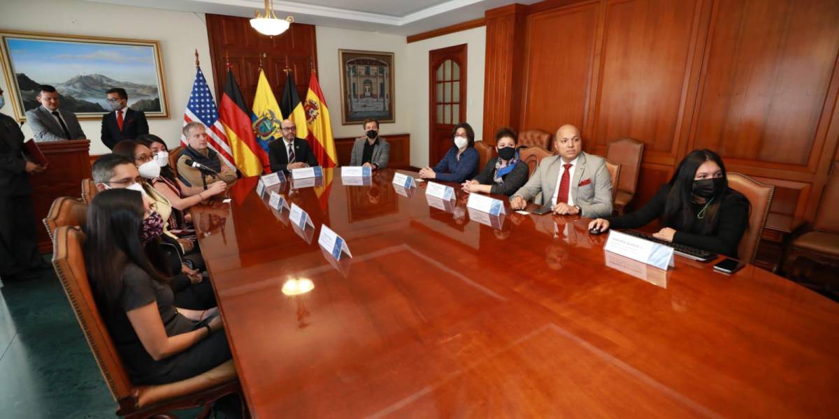 Seis ONG extranjeras ejecutarán proyectos de cooperación en Ecuador