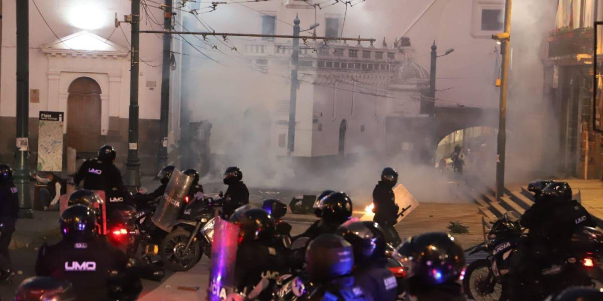 Gases e incidentes en el Centro Histórico durante las protestas