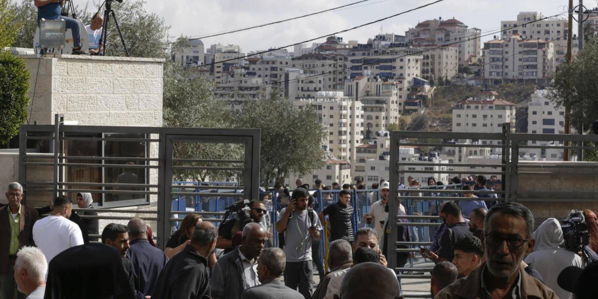 Israel entrega 45 cuerpos de palestinos fallecidos como parte del acuerdo de alto el fuego