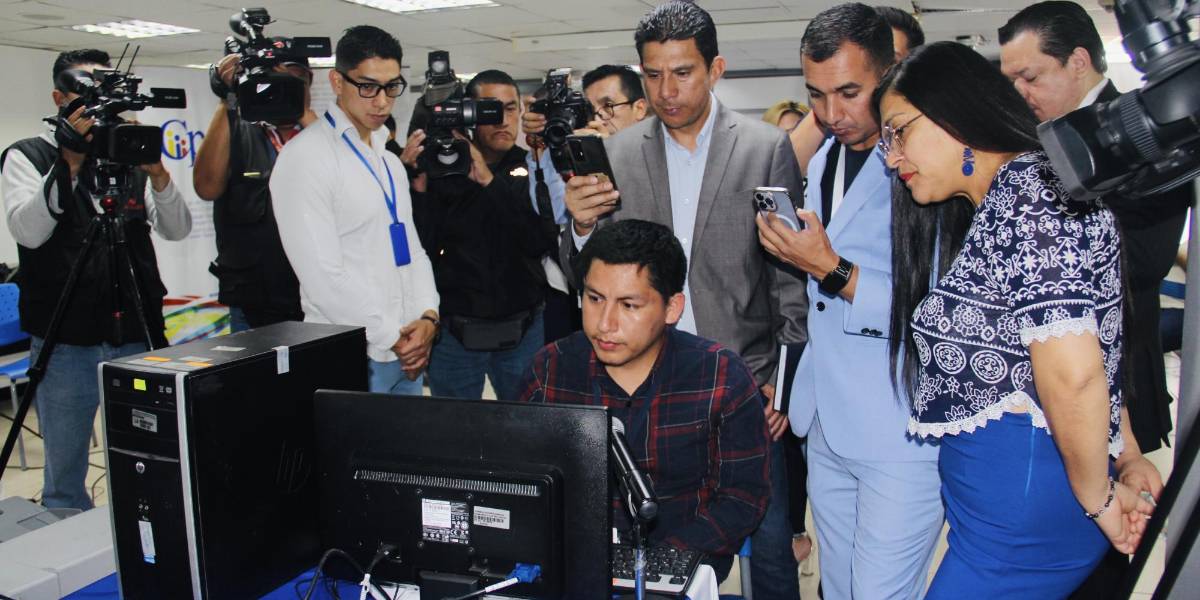 La Fiscalía abre investigación previa al concurso para elegir Defensor Público