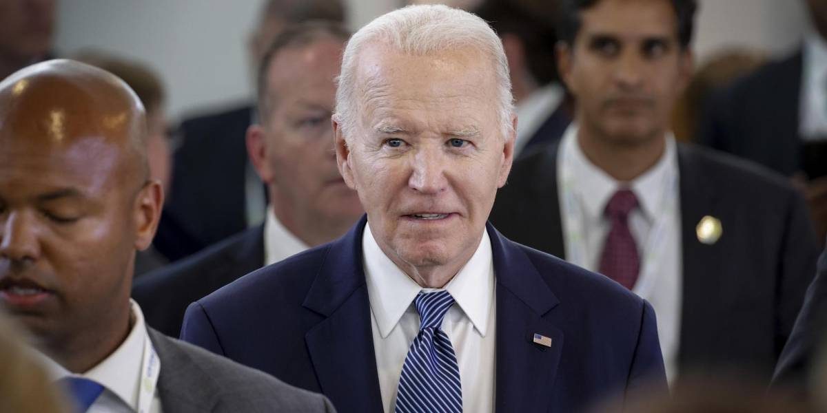 Las distracciones de Joe Biden que llama la atención en redes