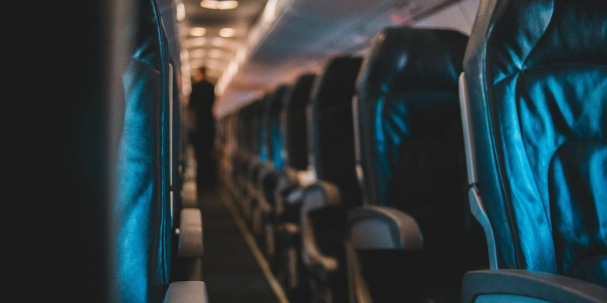 El asiento más seguro, barato y con ventajas ocultas que nadie quiere en el avión