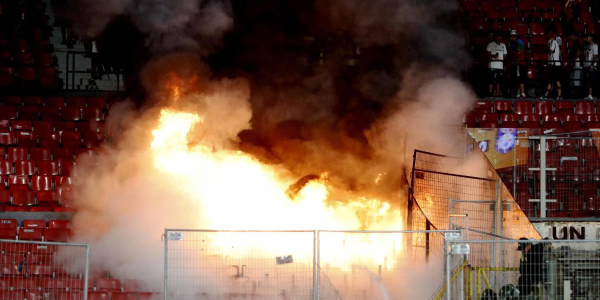 La violencia de la barra de Colo-Colo vuelve a empañar la fiesta del fútbol en Chile