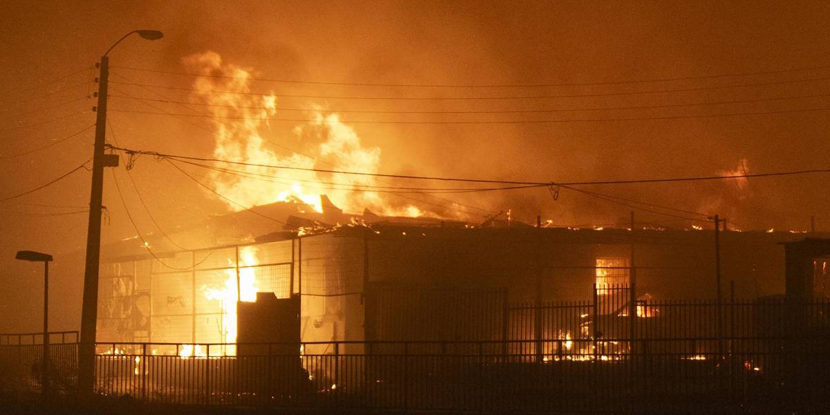 Ascienden a 46 los muertos en múltiples incendios registrados en la zona central de Chile