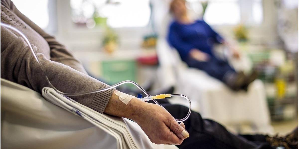 Continúan los reclamos de pacientes graves por falta de medicamentos en hospitales