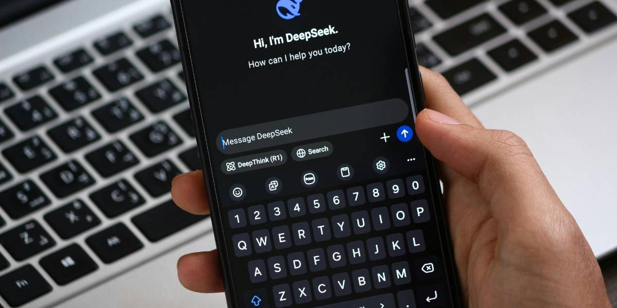 Un estudio alerta que los Chatbots de IA pueden manipular y extraer datos personales