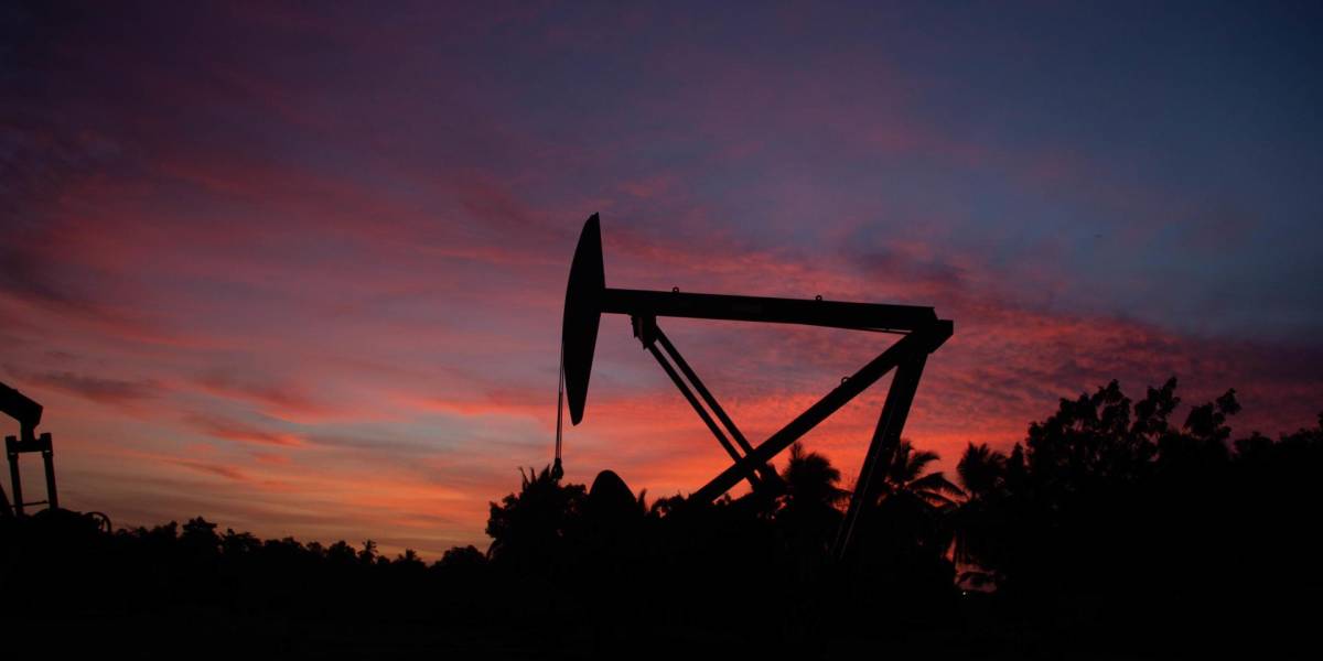 Petroecuador anuncia récord de extracción de crudo de su principal campo en la Amazonía