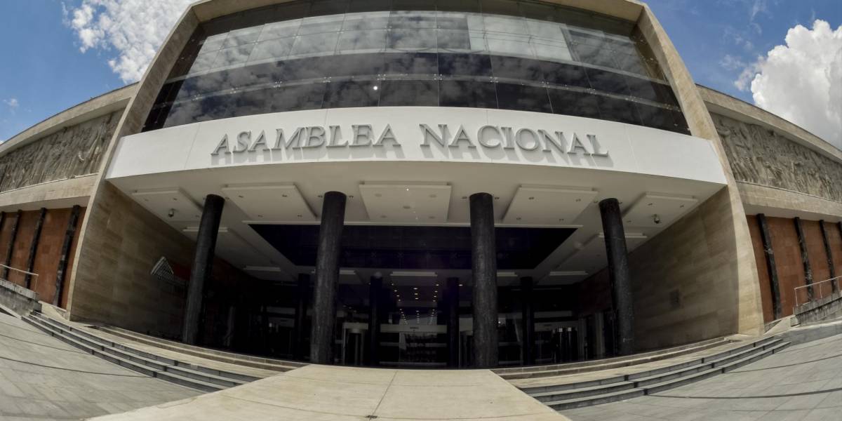 Hombre que amenazó con poner una bomba en la Asamblea fue detenido