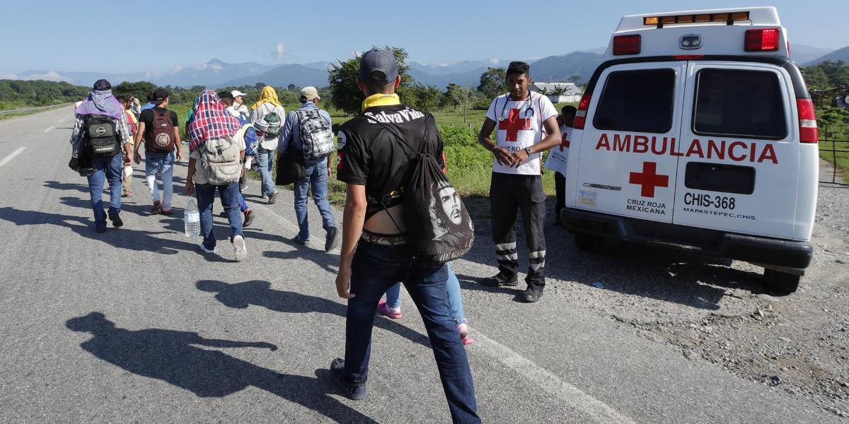 Mueren tres migrantes tras ser arrollados por un camión en el sur de México