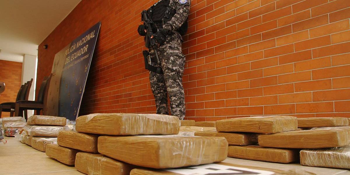 Decomisan 570 paquetes de cocaína en contenedor que partió desde Ecuador que iba a Bélgica