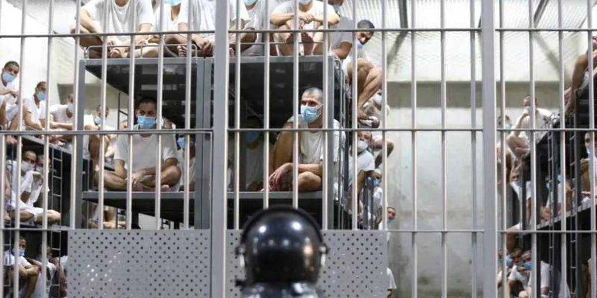 El Supremo de Estados Unidos frena las deportaciones de venezolanos bajo ley de guerra