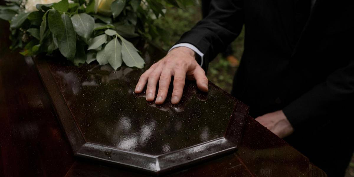 Una mujer falleció en el baño de un local de pizzas en el norte de Guayaquil