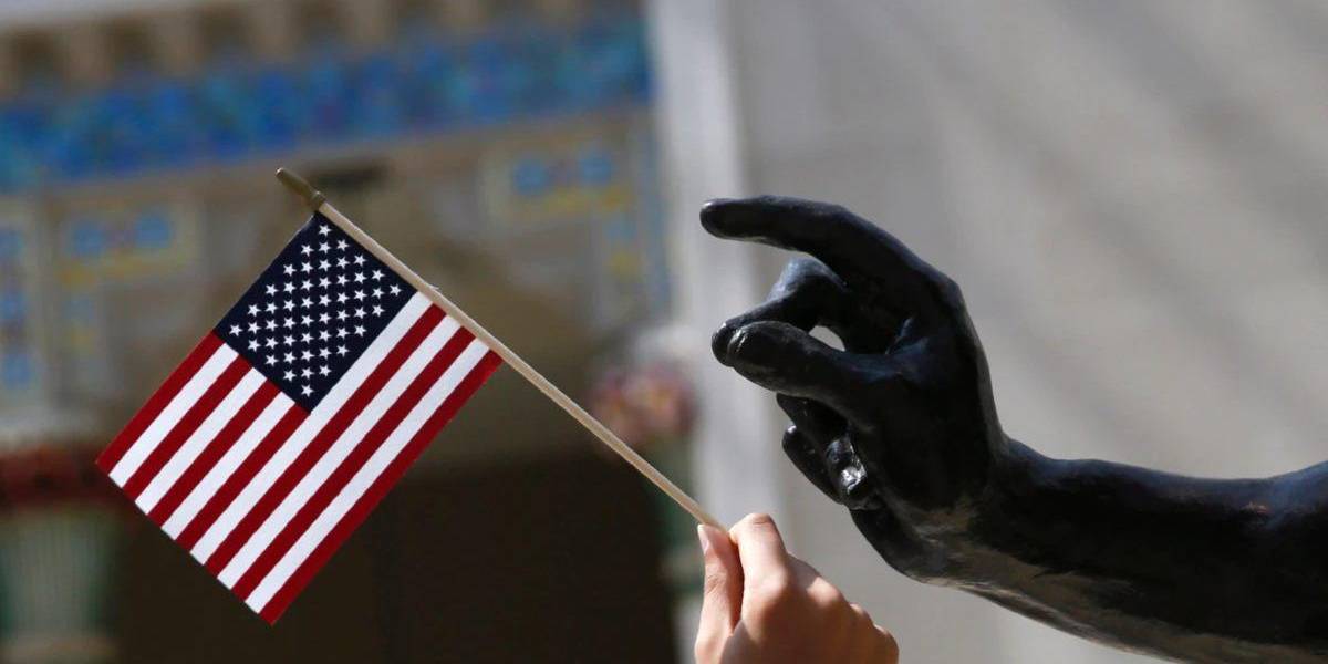 Estados Unidos: el examen para obtener la ciudadanía se complica para quienes no hablan inglés